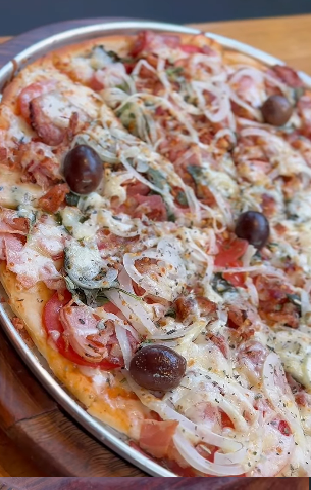 Pizza de calabresa